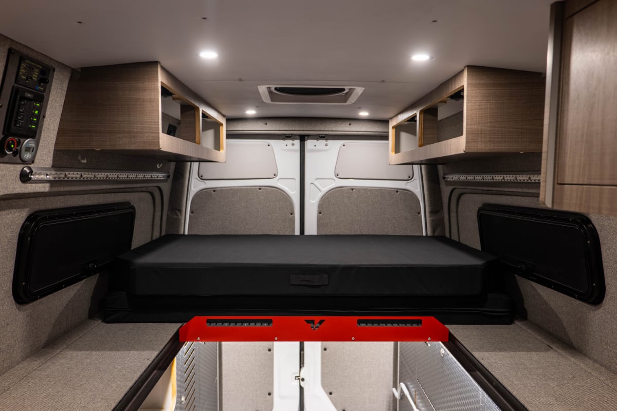 Classic 144 camper van — Mercedes-Benz Sprinter 144", photo 12