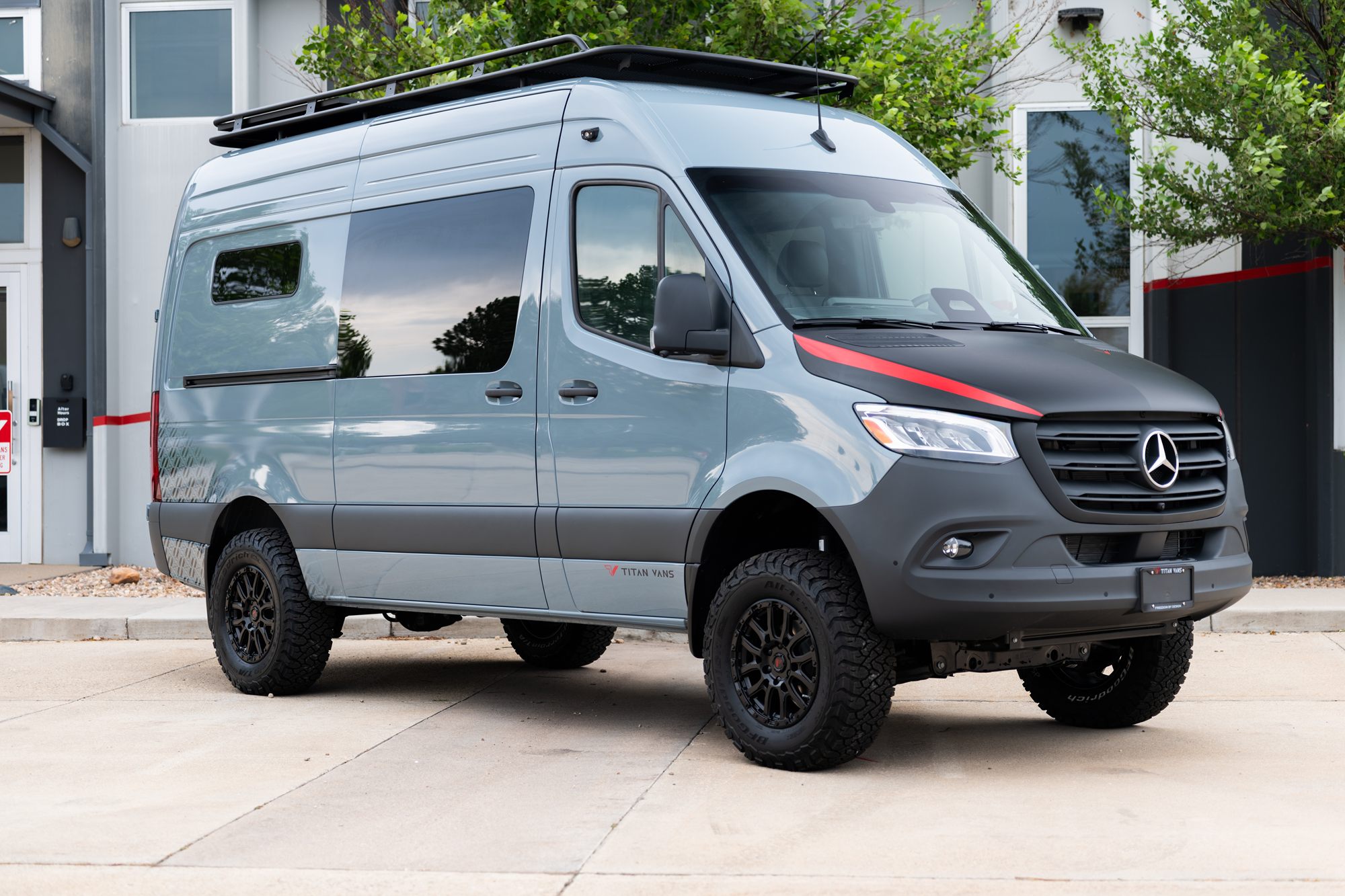 Classic 144 camper van — Mercedes-Benz Sprinter 144", photo 2