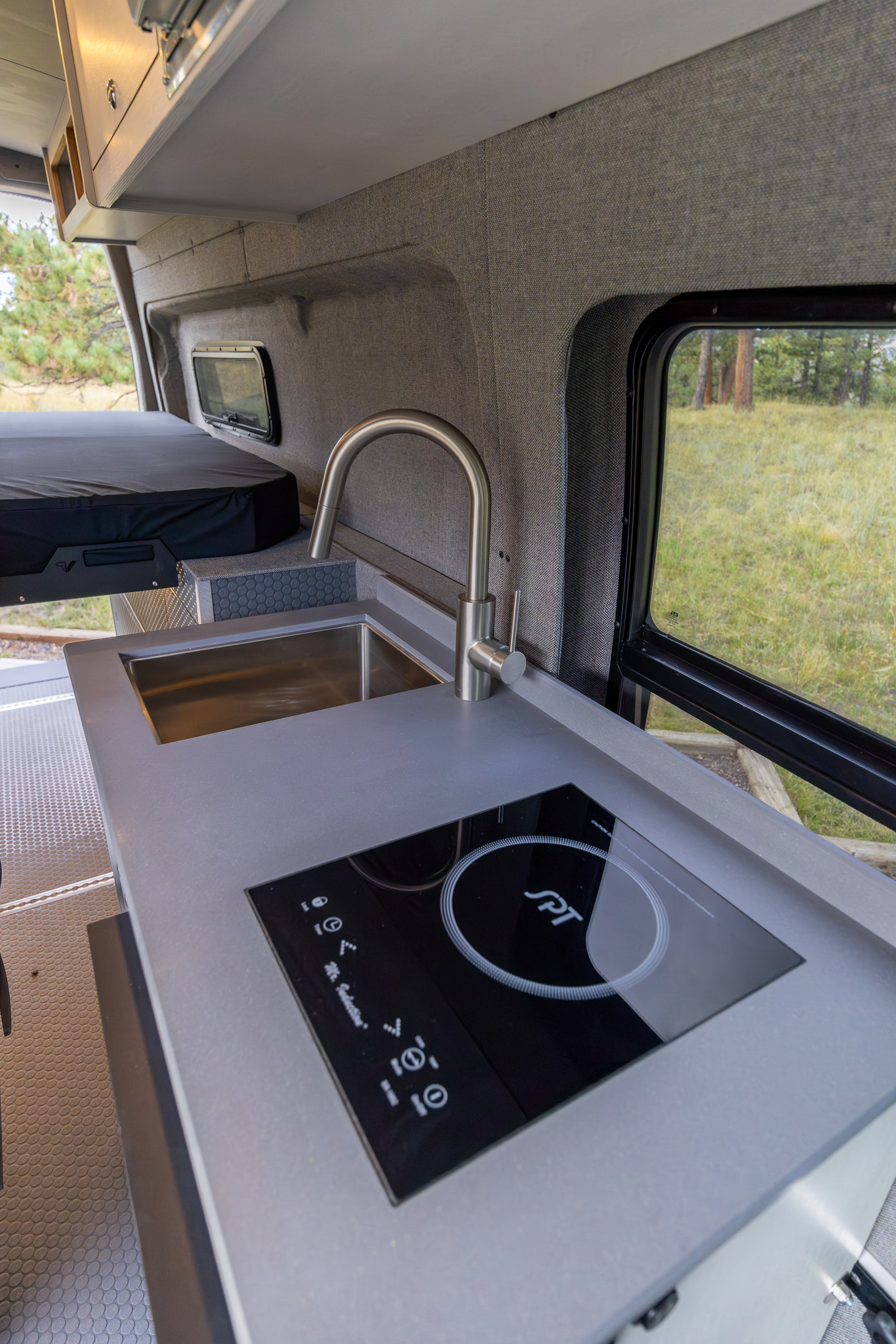 Classic 148 EL camper van — Ford Transit 148" EL, photo 8