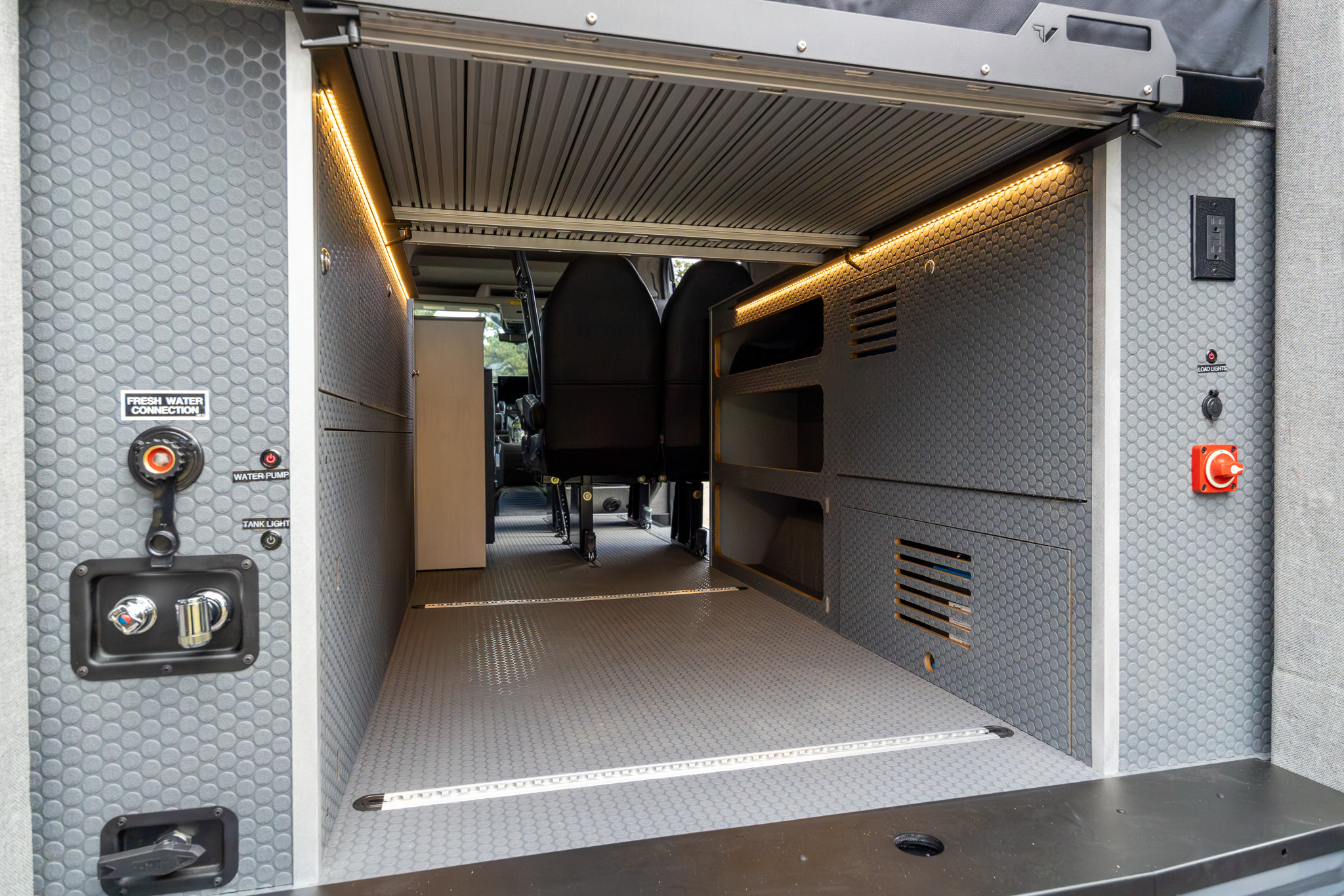 Classic 148 EL camper van — Ford Transit 148" EL, photo 26