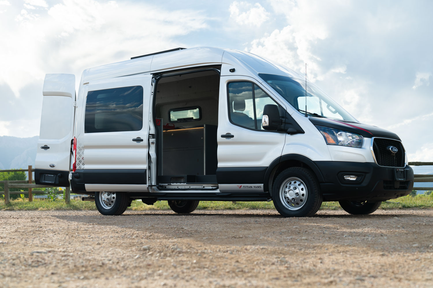 Classic 148 camper van — Ford Transit 148", photo 23