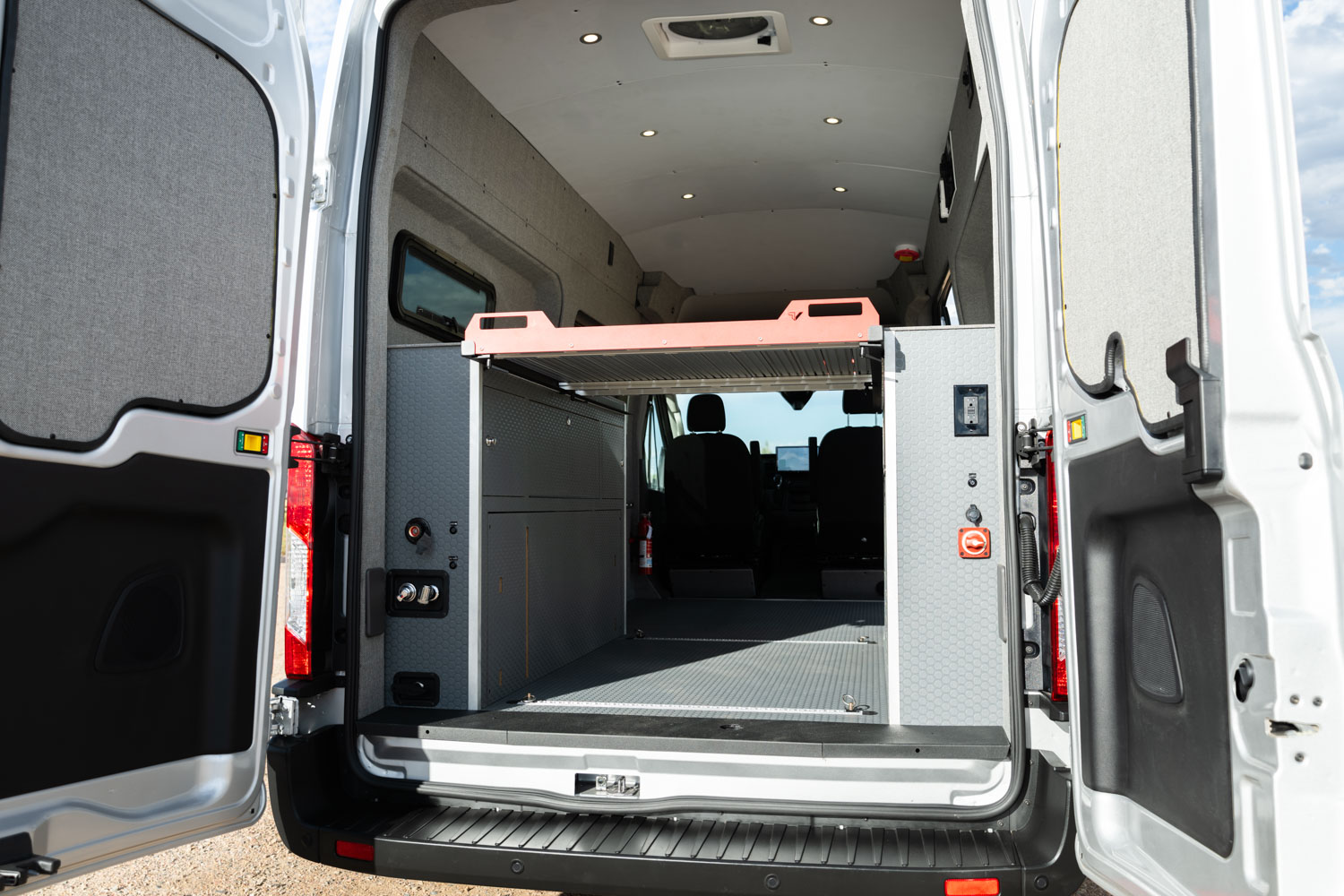 Classic 148 camper van — Ford Transit 148", photo 10