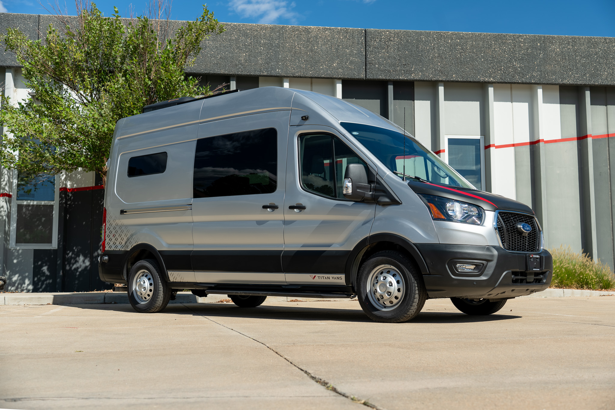 Classic 148 camper van — Ford Transit 148", photo 1