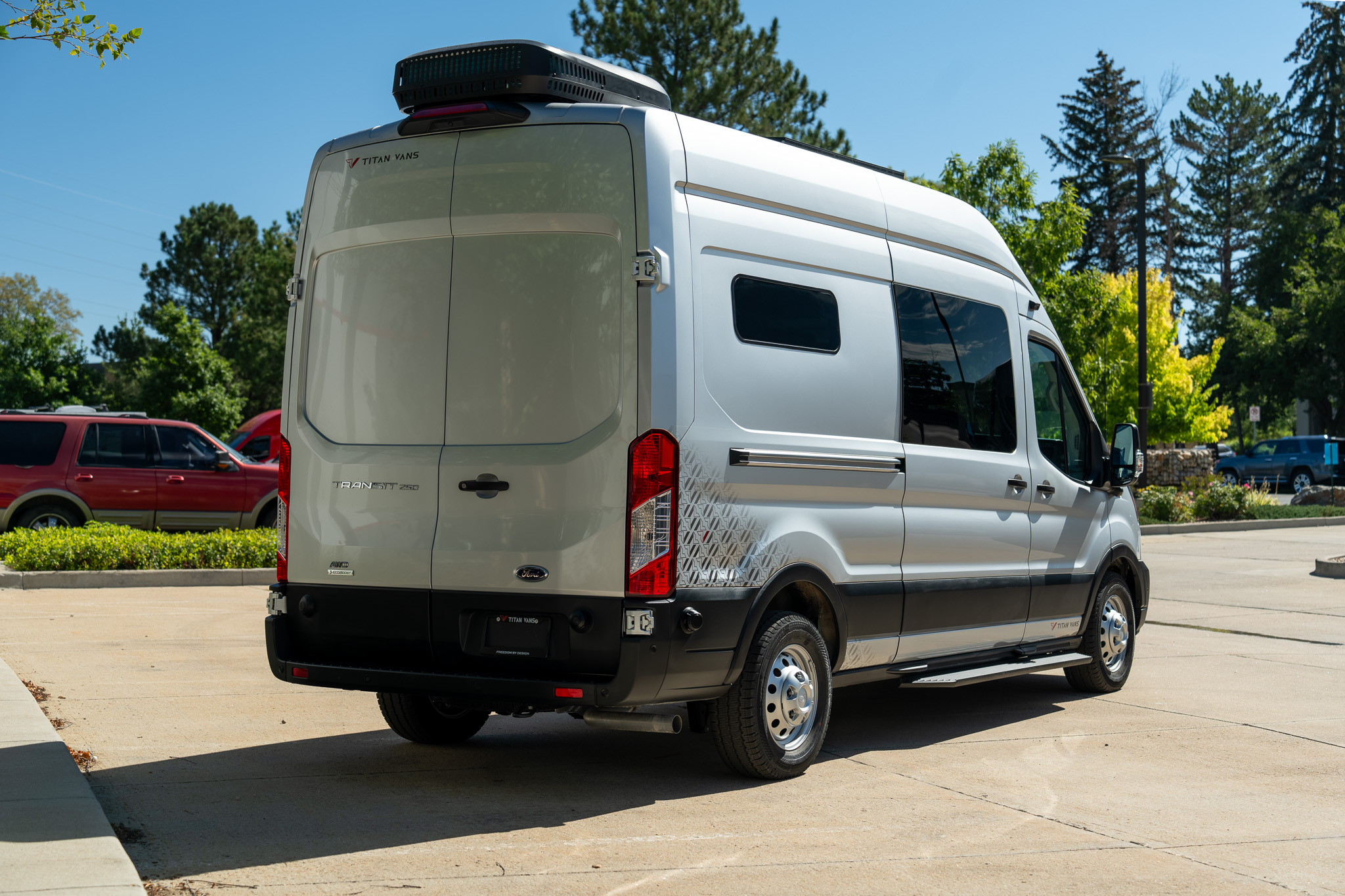 Classic 148 camper van — Ford Transit 148", photo 2