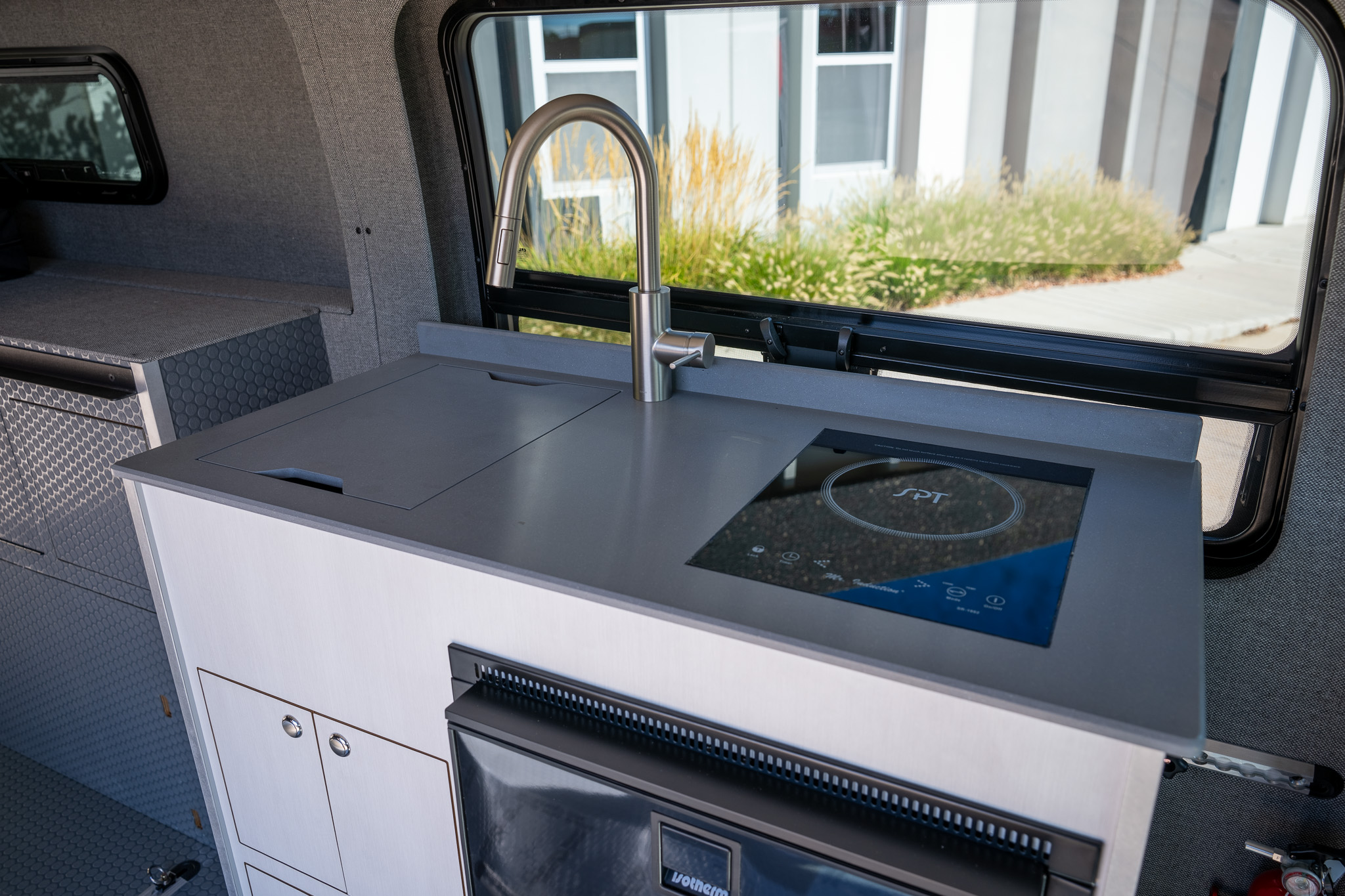 Classic 148 camper van — Ford Transit 148", photo 14