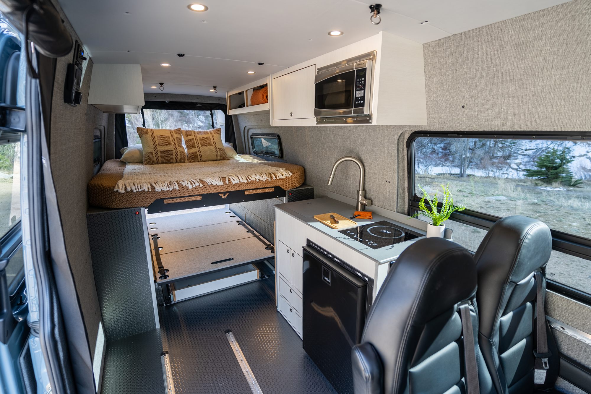 Classic 170 camper van — Mercedes-Benz Sprinter 170", photo 34