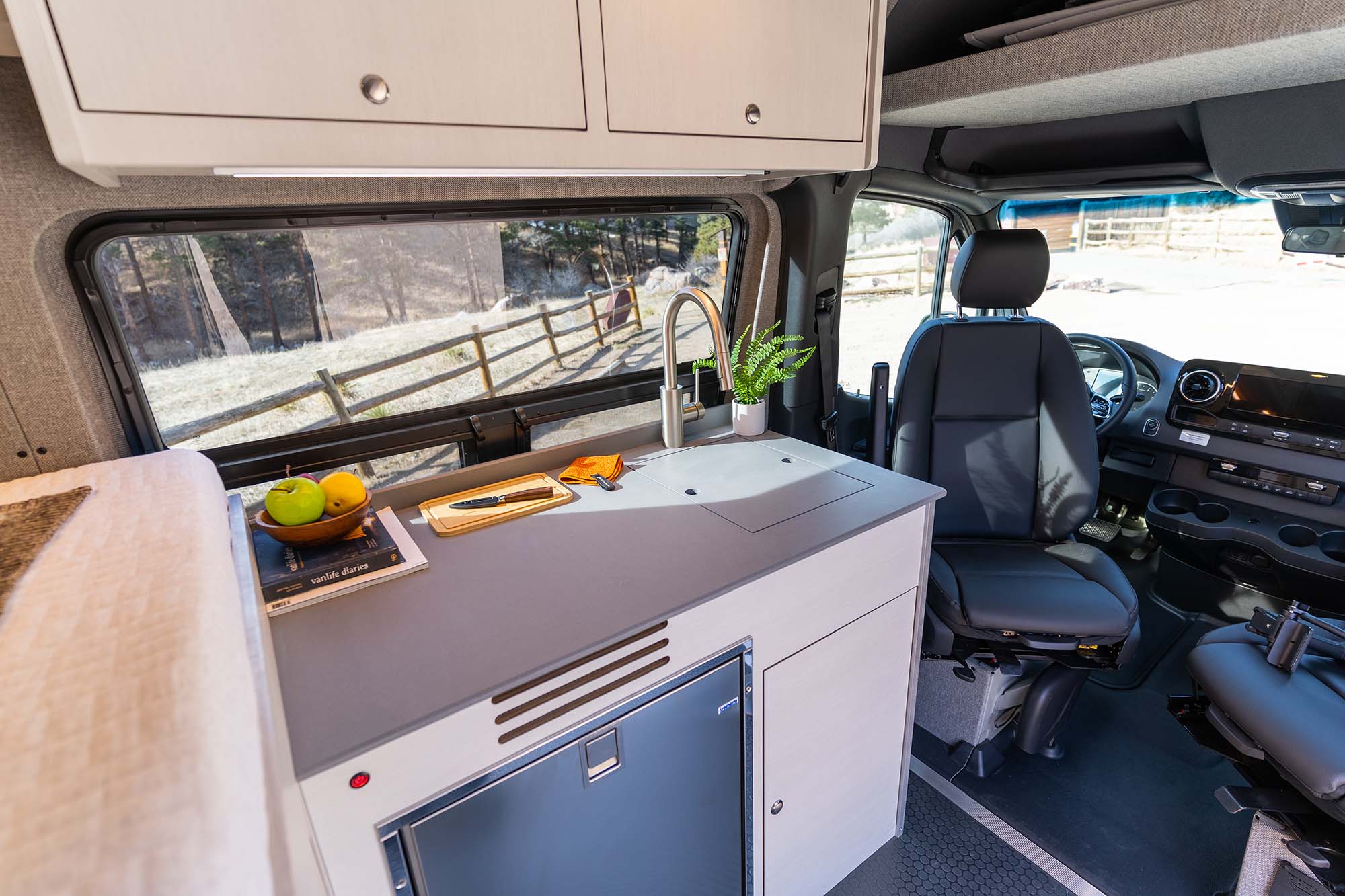 Kronos 144 camper van — Mercedes-Benz Sprinter 144", photo 4