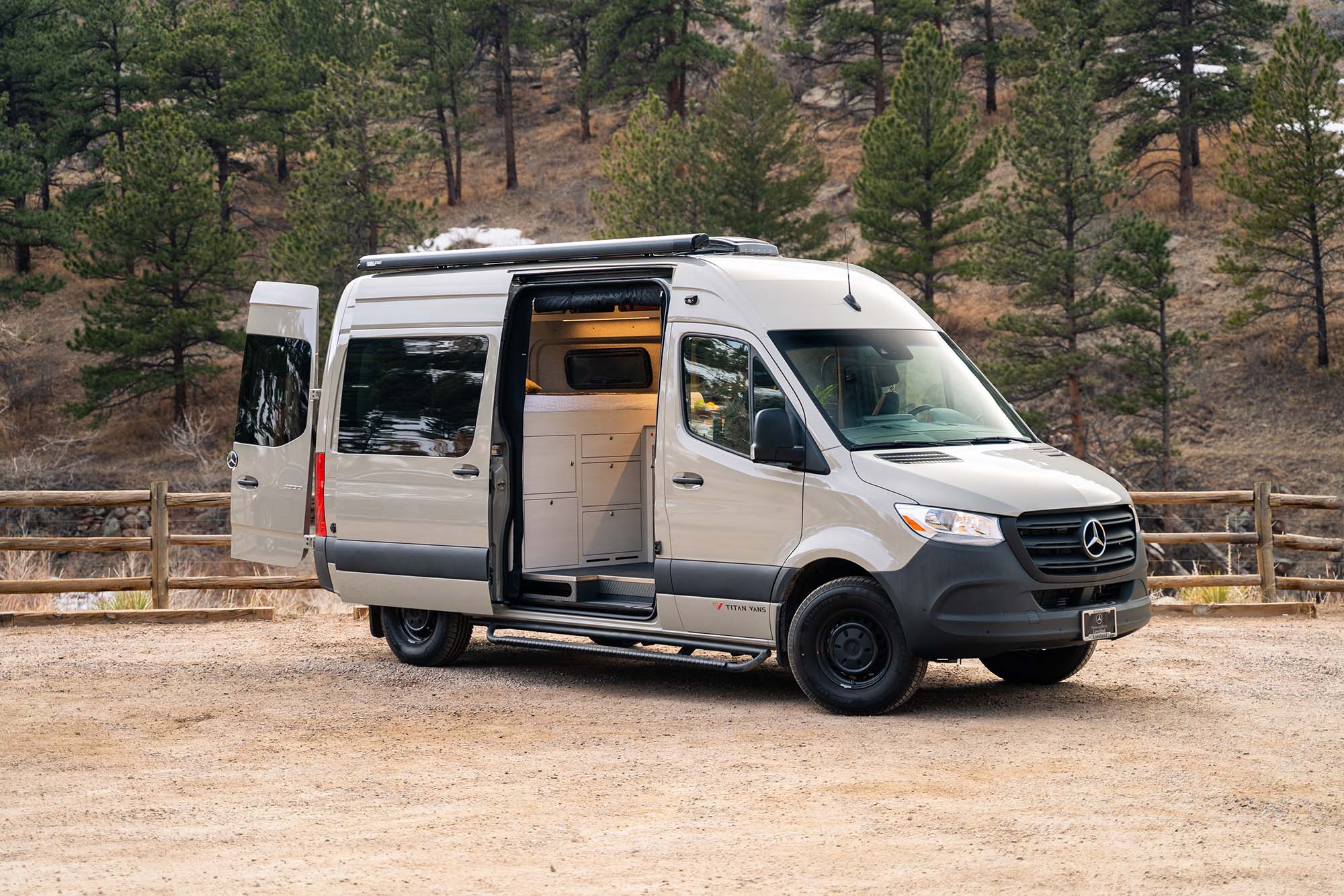 Kronos 144 camper van — Mercedes-Benz Sprinter 144", photo 1