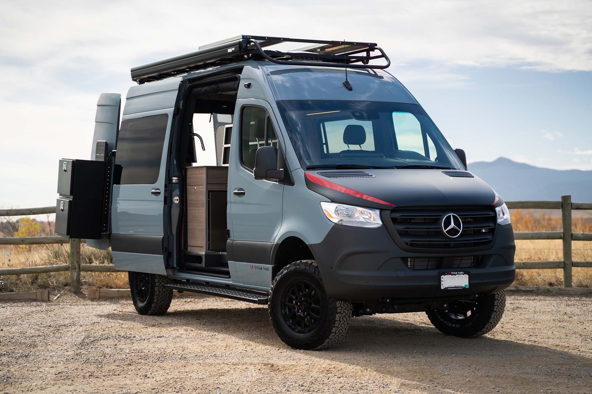 Metis 144 camper van — Mercedes-Benz Sprinter 144", photo 1
