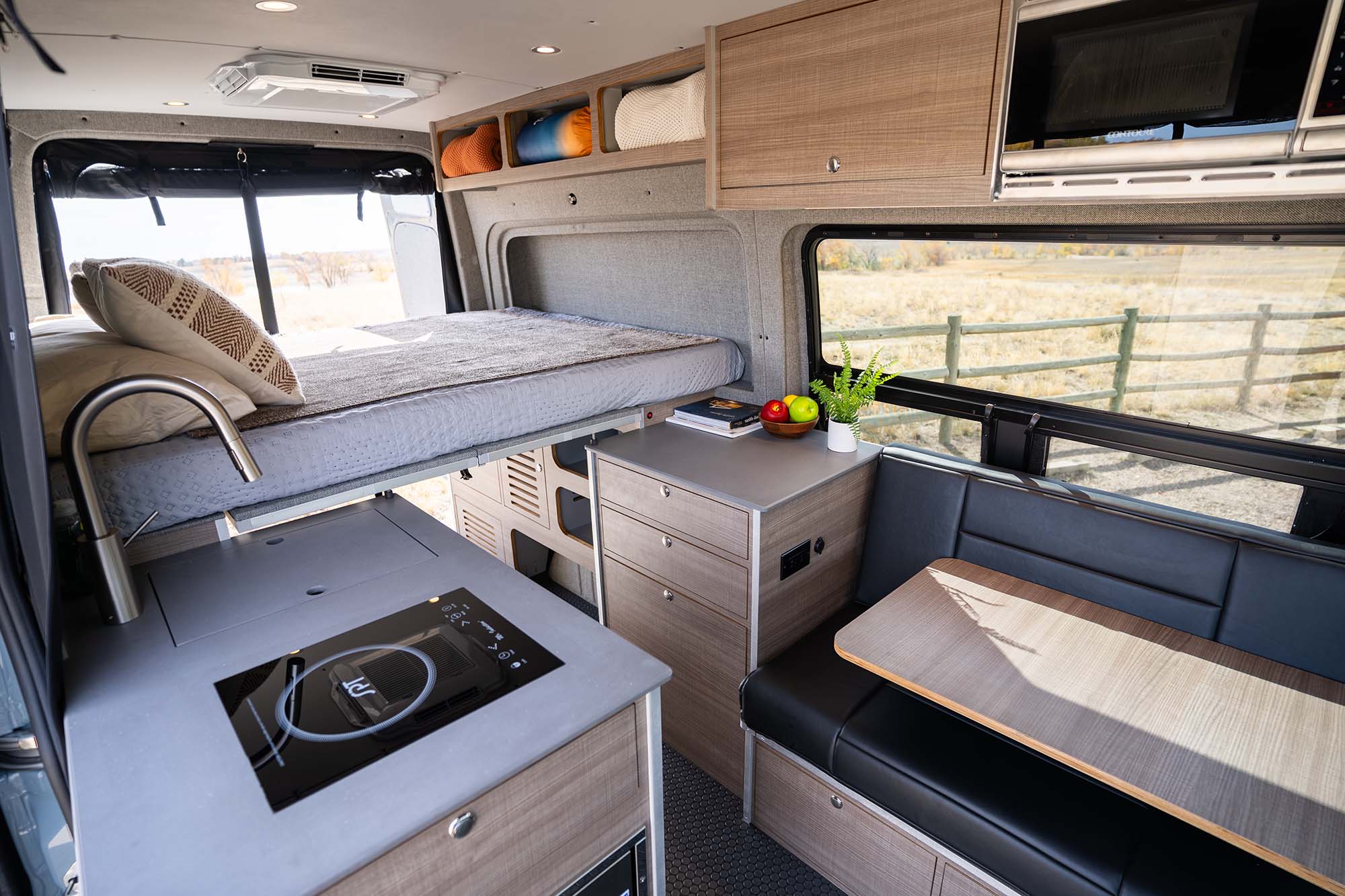 Metis 144 camper van — Mercedes-Benz Sprinter 144", photo 8