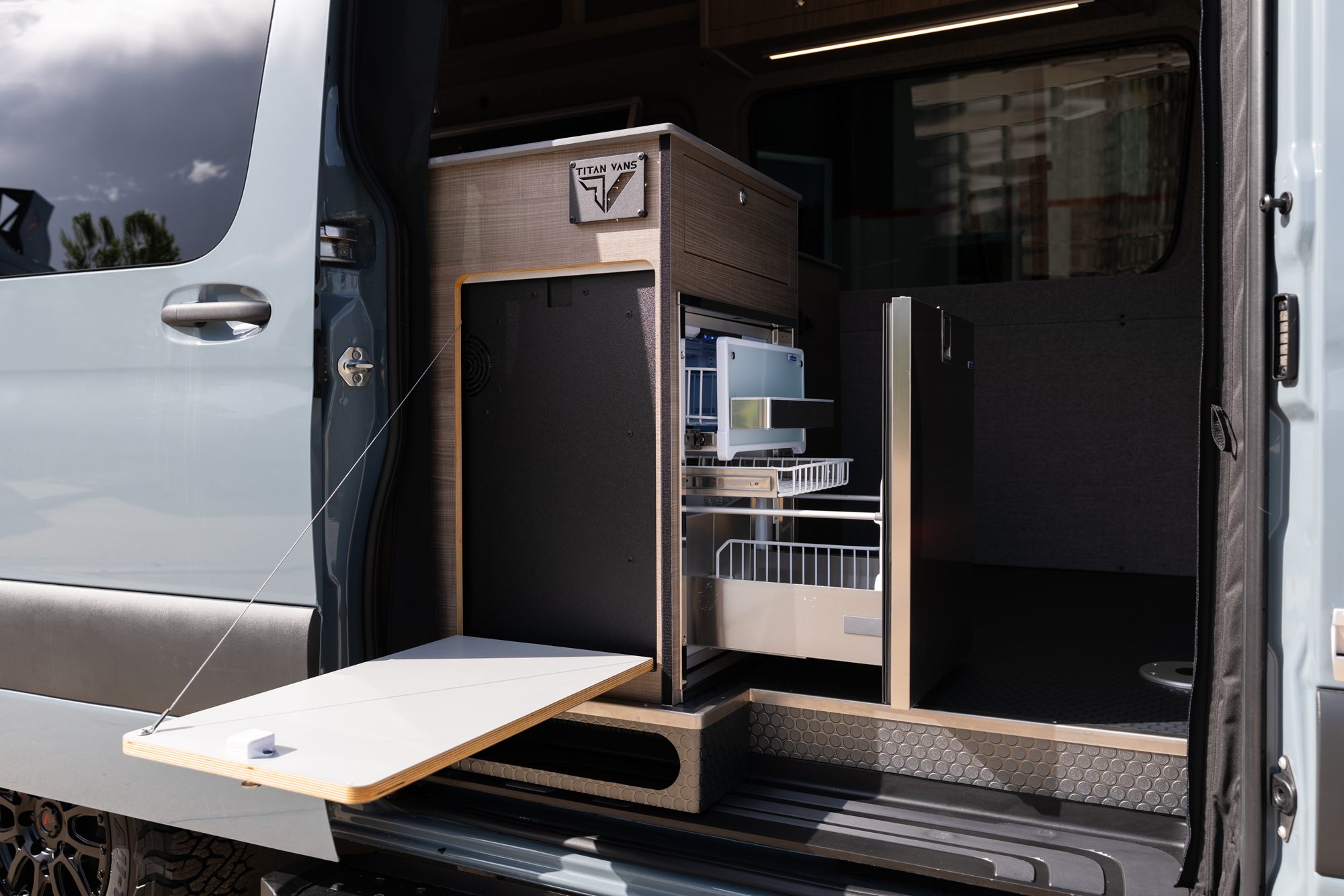 Metis 144 camper van — Mercedes-Benz Sprinter 144", photo 11