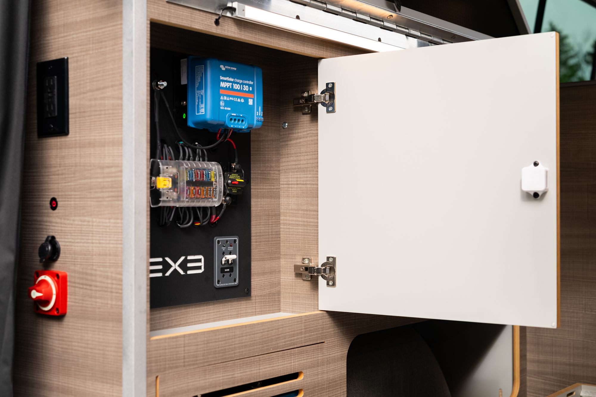 Metis 144 camper van — Mercedes-Benz Sprinter 144", photo 9