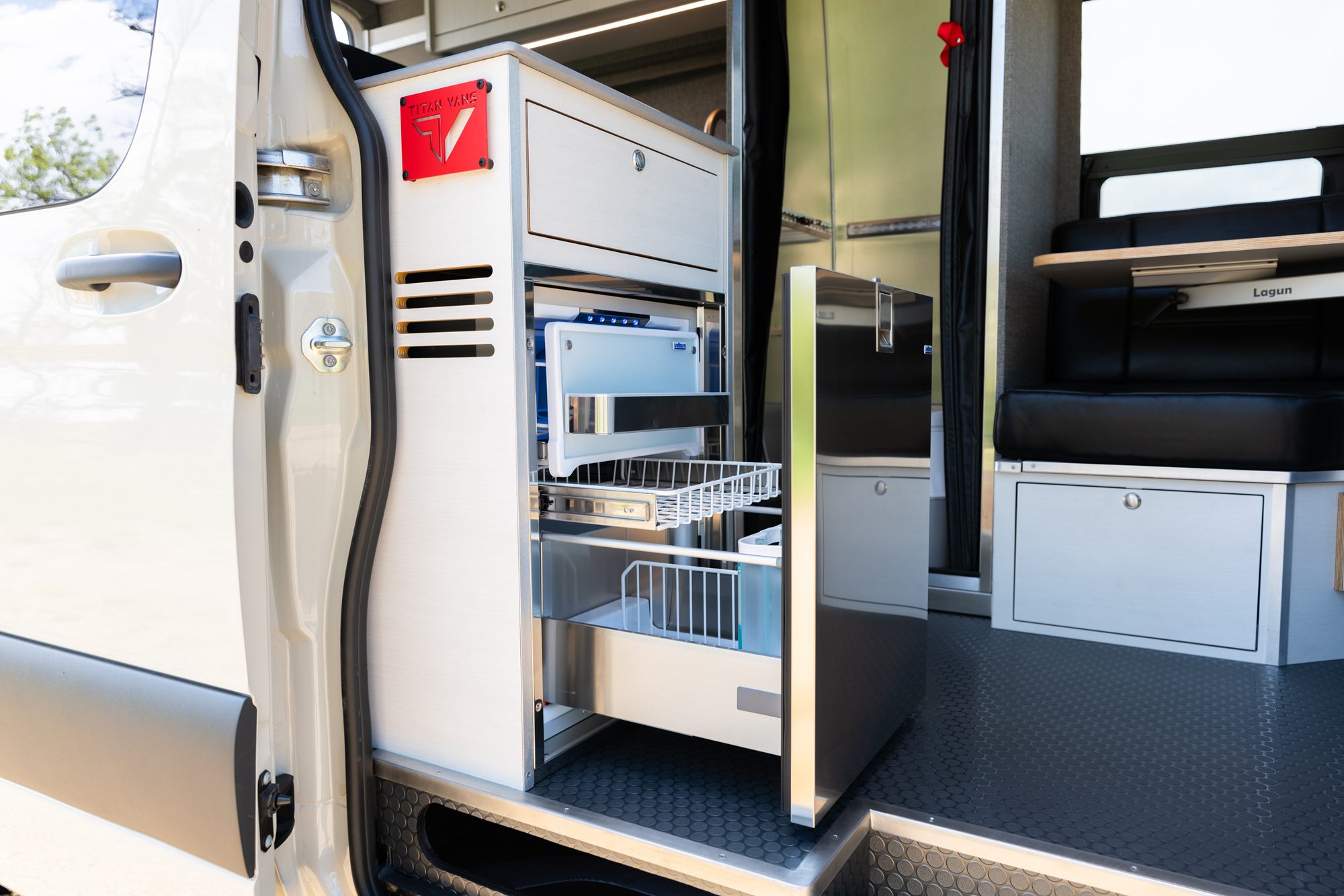 Ultra 144 camper van — Mercedes-Benz Sprinter 144", photo 15