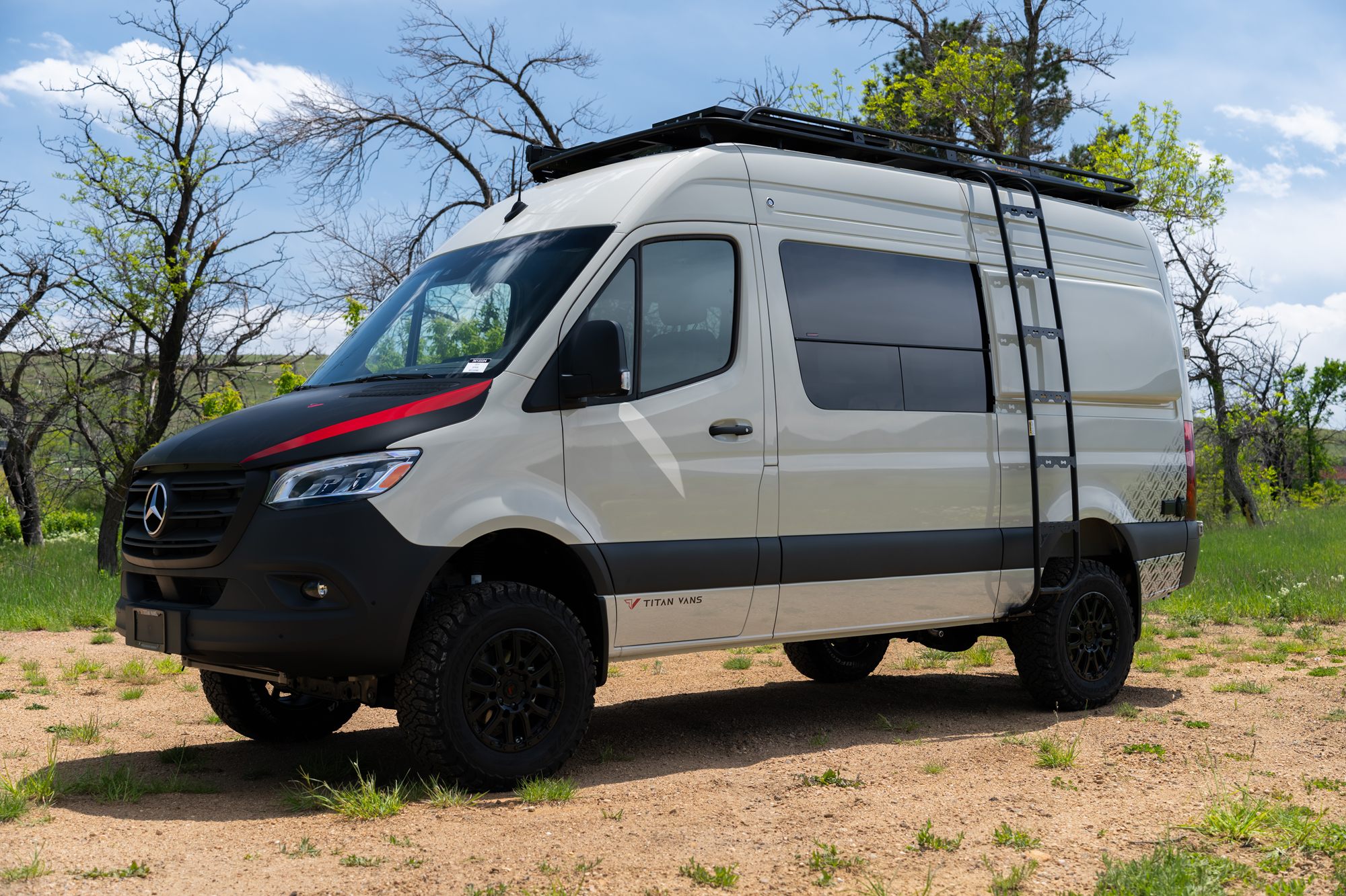 Ultra 144 camper van — Mercedes-Benz Sprinter 144", photo 3