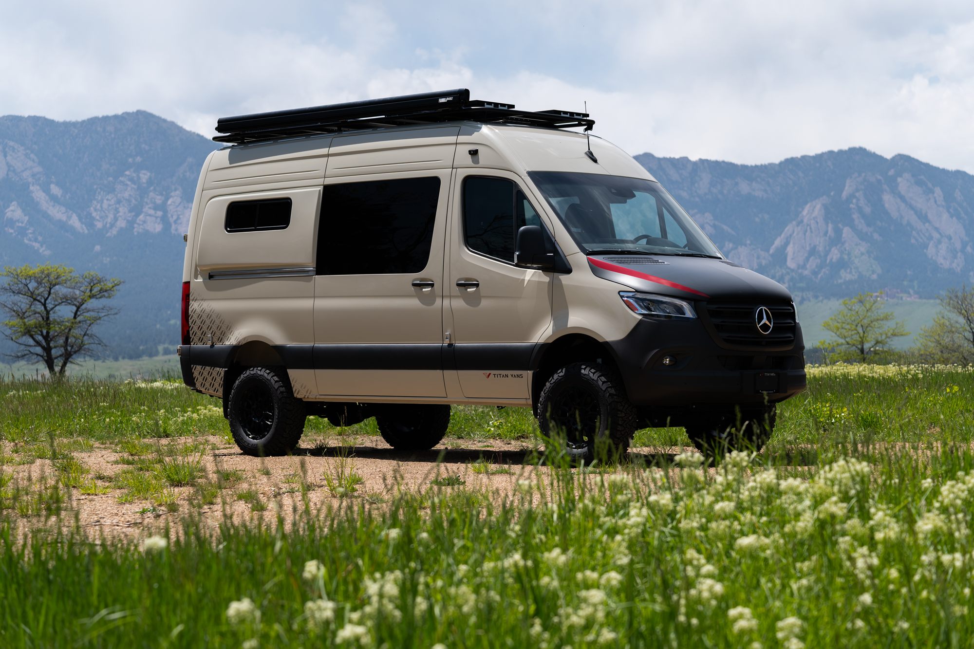 Ultra 144 camper van — Mercedes-Benz Sprinter 144", photo 6
