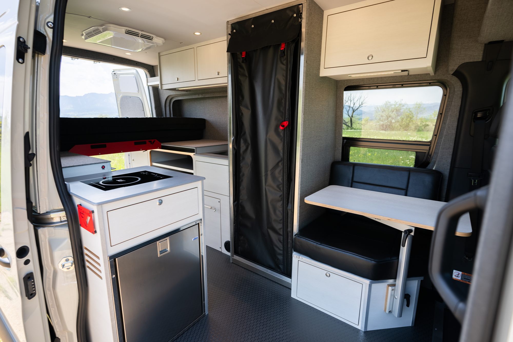 Ultra 144 camper van — Mercedes-Benz Sprinter 144", photo 7