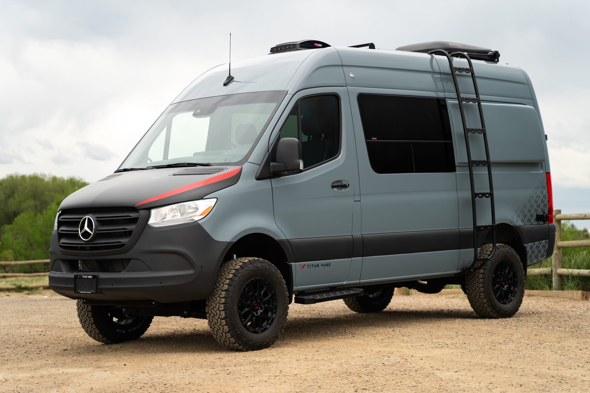 Ultra 144 camper van — Mercedes-Benz Sprinter 144", photo 3