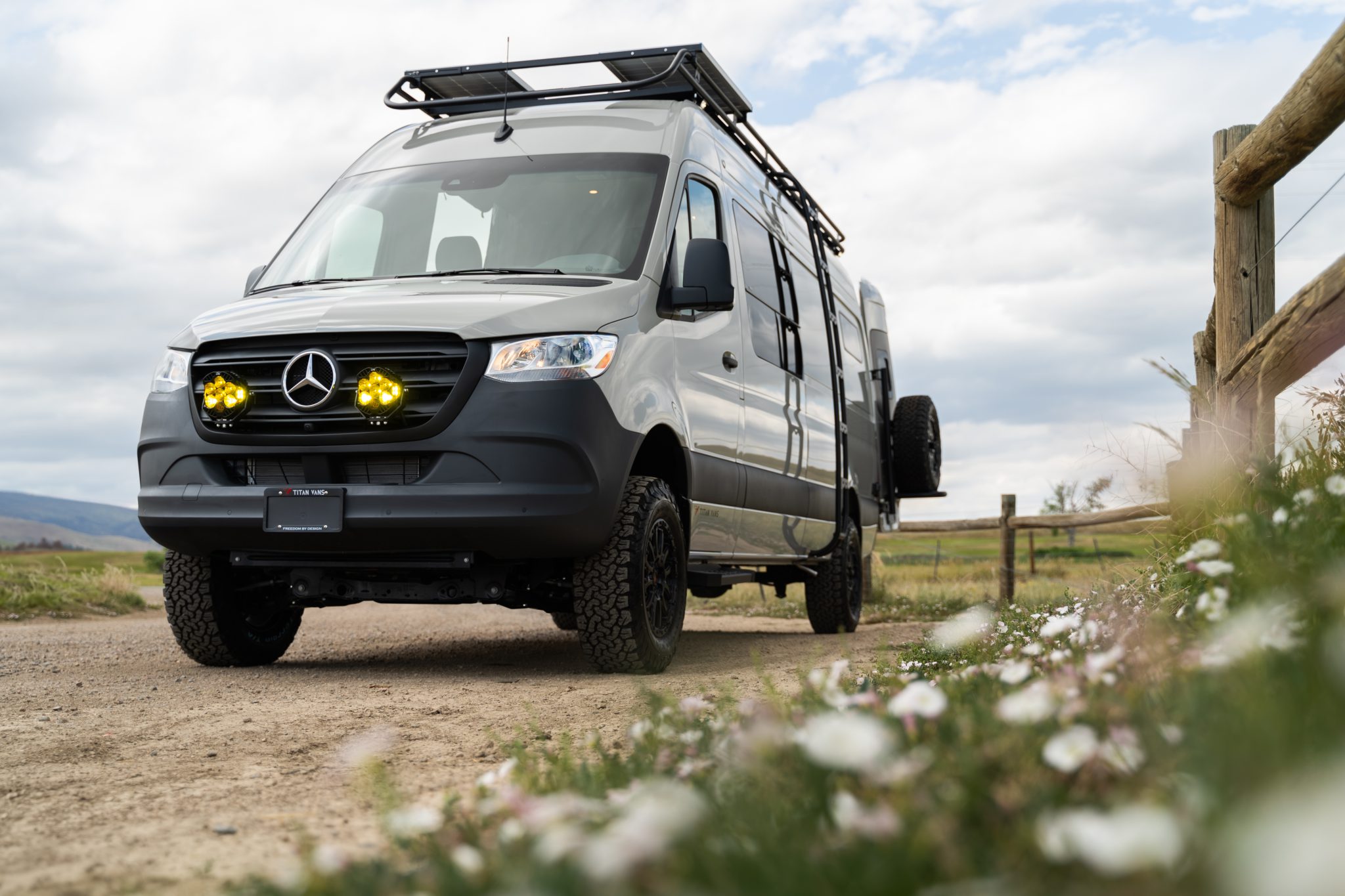 2025 Ultra 170 camper van exterior