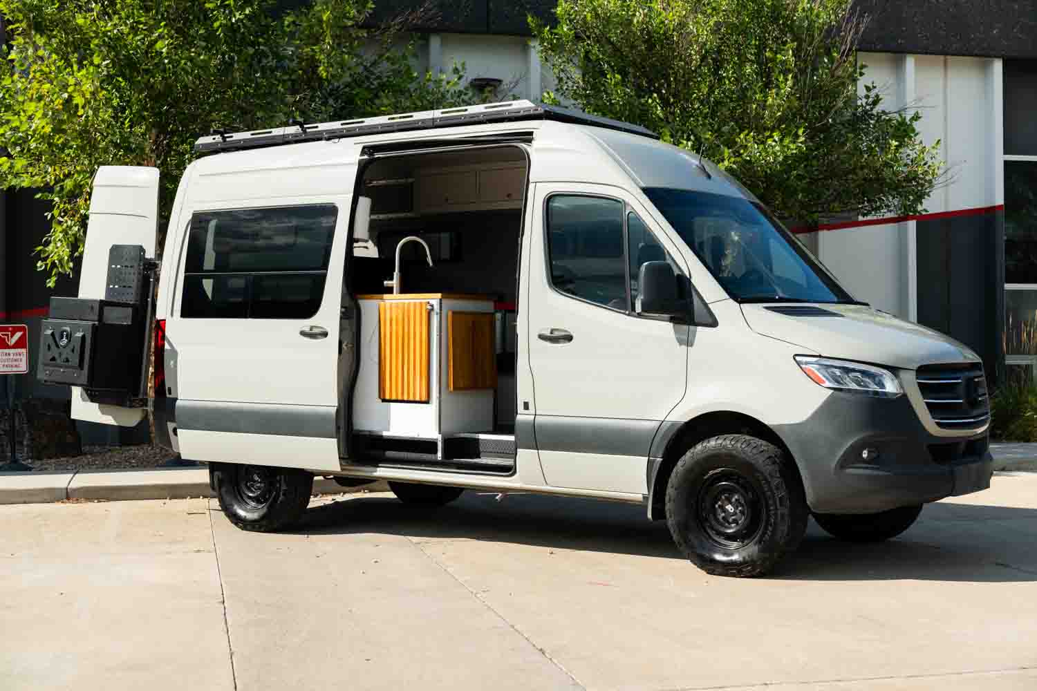 camper van for sale photo 9