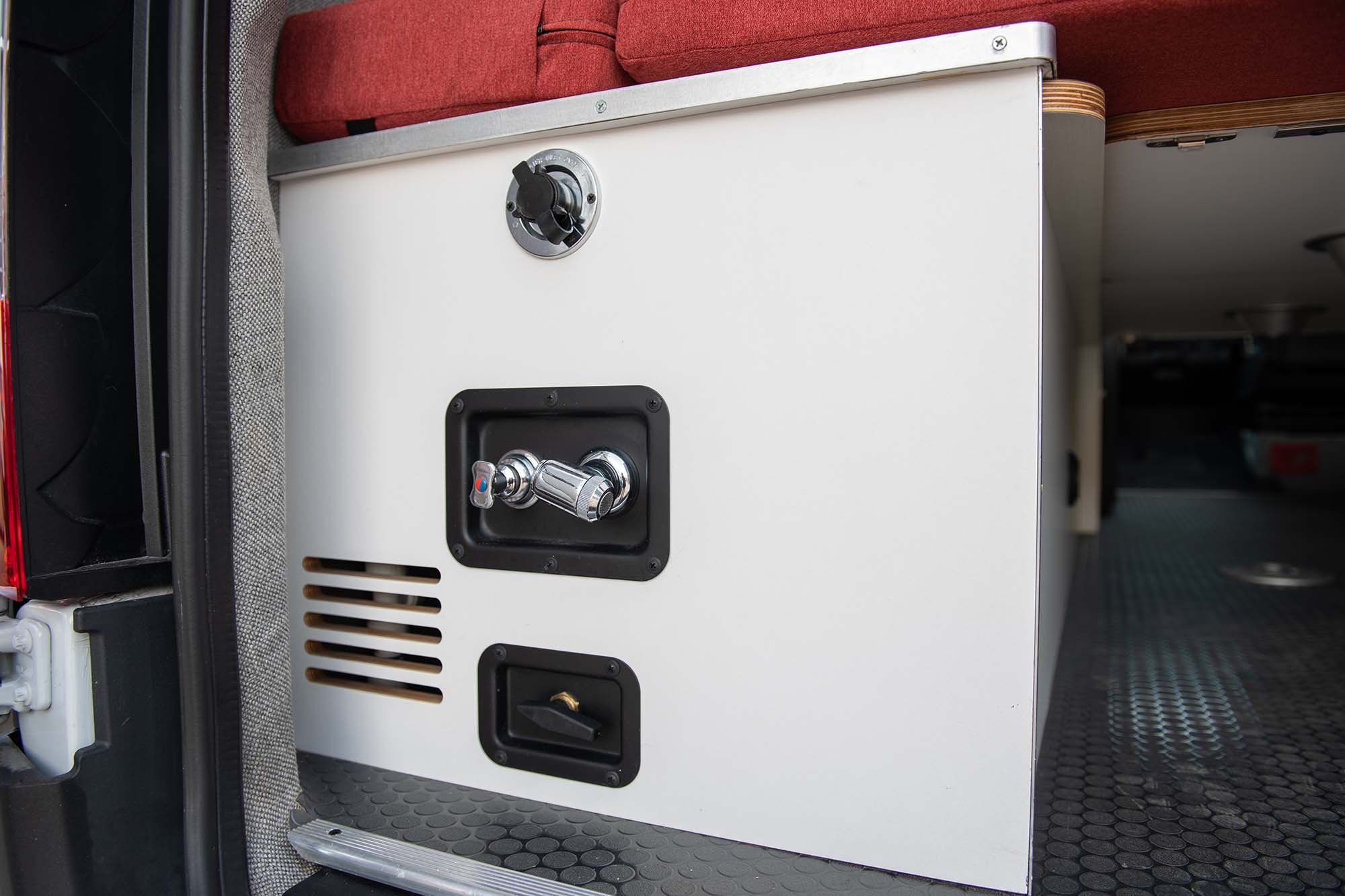 Camper van pull out shower